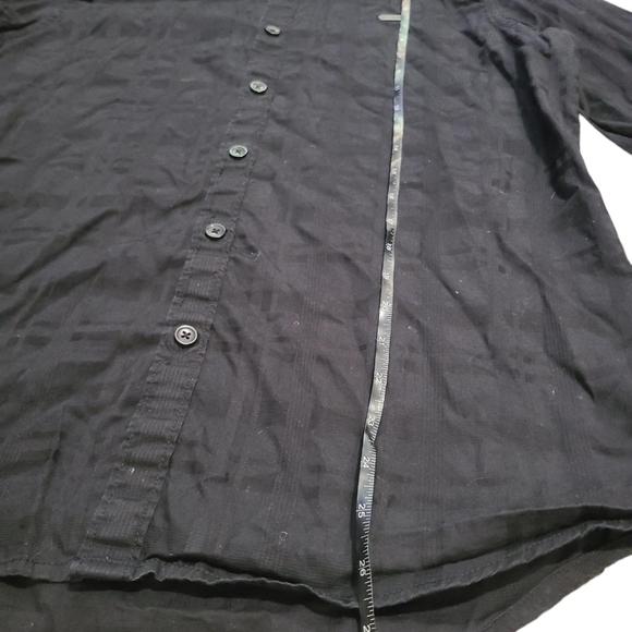 GUESS checkered button down black shirt L - Picture 5 of 10